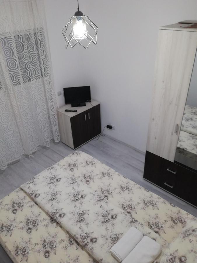 Apartament Brezoi Exterior foto