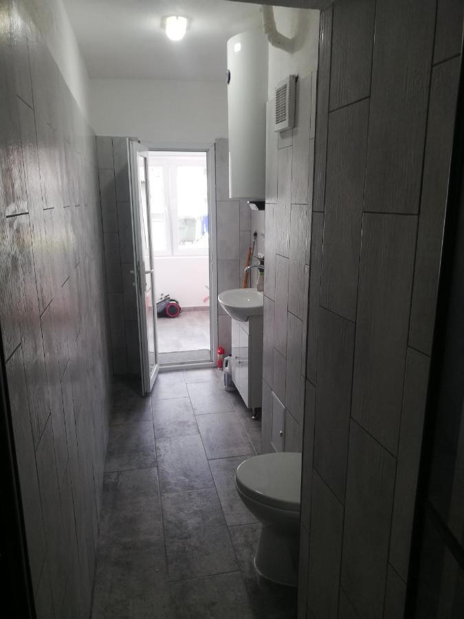 Apartament Brezoi Exterior foto